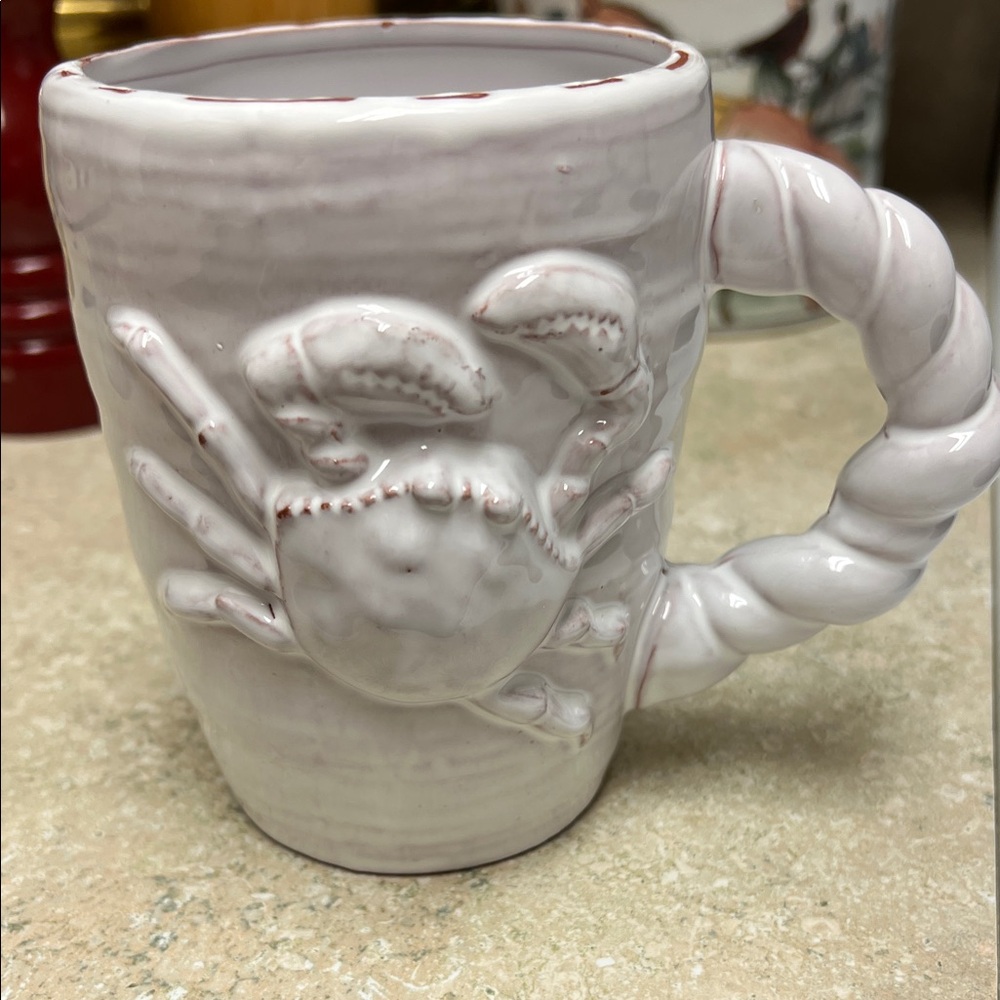 Mud Pie White Crab Embossed Mug